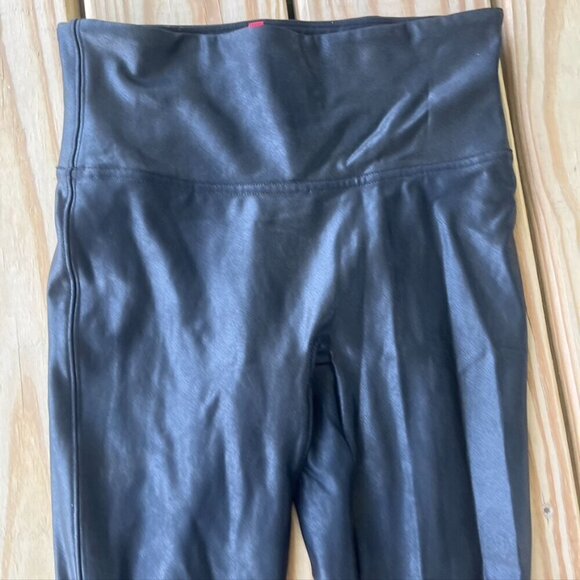 SPANX Faux Leather Black Legging Size Small - Picture 6 of 11